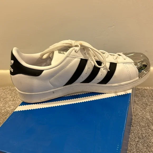 Adidas Superstar silver metal cap toe sneakers - Picture 6 of 8